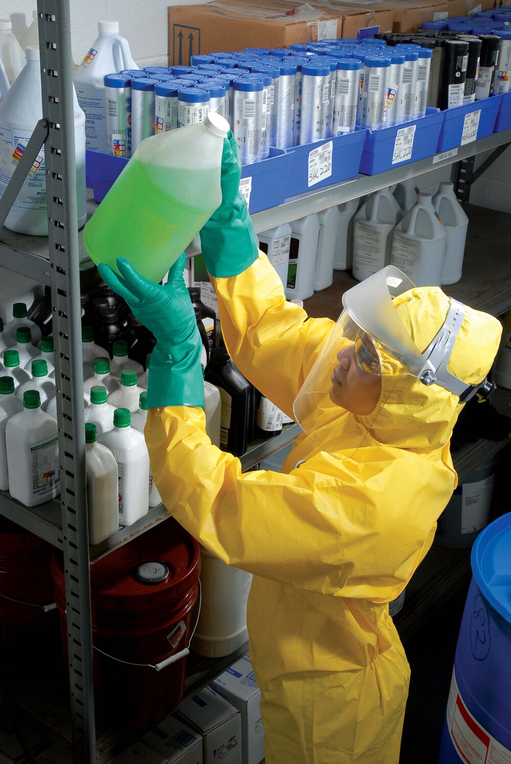 Kimberly-Clark PRO A70 ER Biohazard Chemical Spray Splash Protection Coverall XL